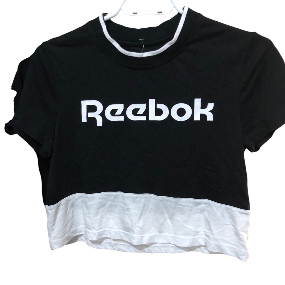 Reebok Women’s Medium Crop Top
